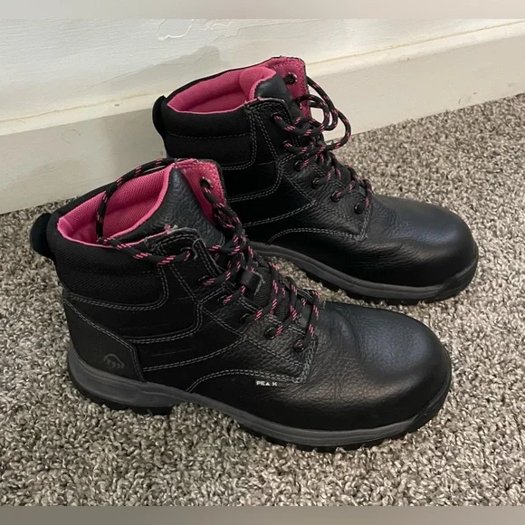 Wolverine | Shoes | Womens Wolverine Piper Waterproof Boots  display picture 1